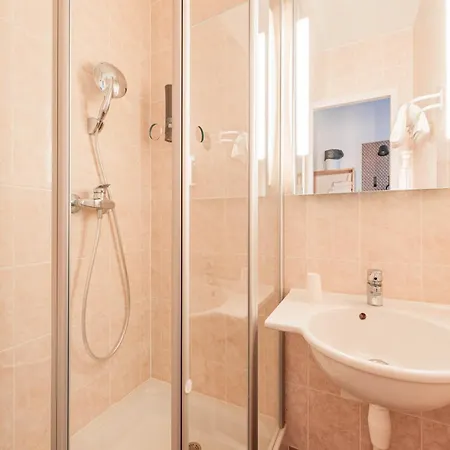 Roi Soleil Strasbourg 2* Mundolsheim