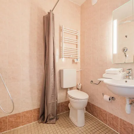 Strasbourg Nord Hotel 2*