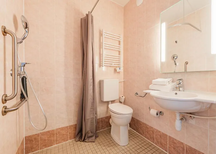 Strasbourg Nord Hotel 2*